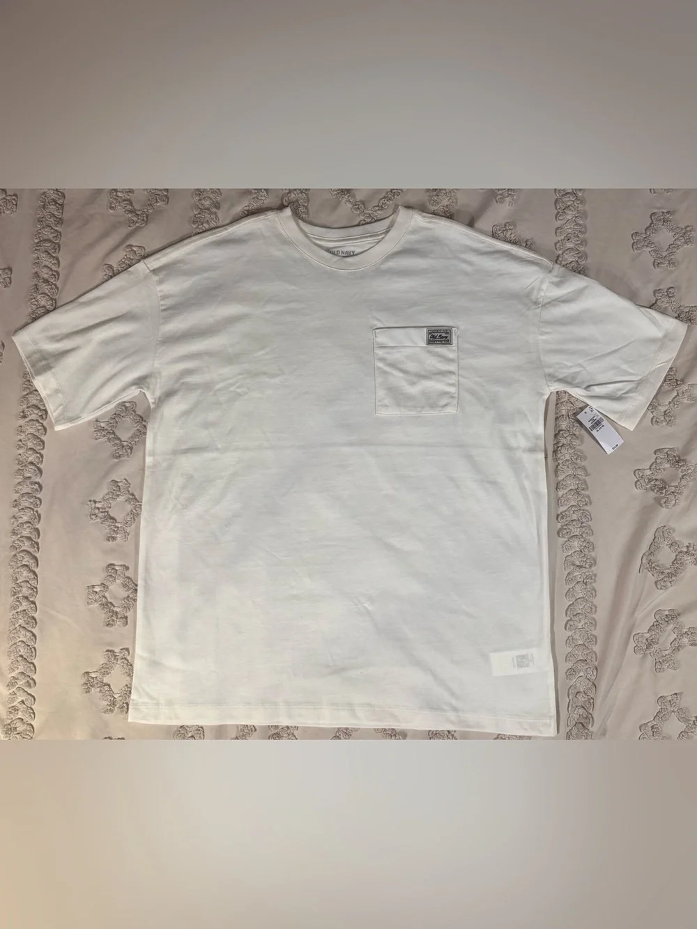 Old Navy Cream Oversized Short Sleeve Pocket Tee
